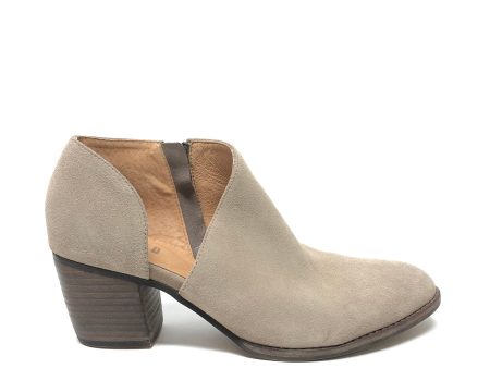 Boots Ankle Heels By Anthropologie In Taupe, Size: 7.5 Online Hot Sale