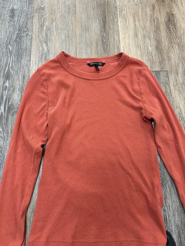 Top Long Sleeve By Banana Republic In Orange, Size: M Fashion