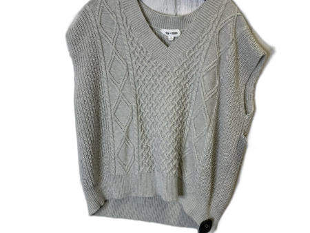 Vest Sweater By Clothes Mentor In Grey, Size: S Sale