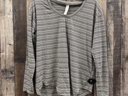 Athletic Top Long Sleeve Crewneck By Athleta In Striped Pattern, Size: S Online