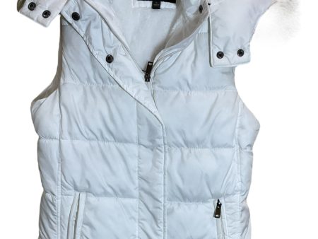 Vest Puffer & Quilted By Banana Republic In White, Size: S Supply