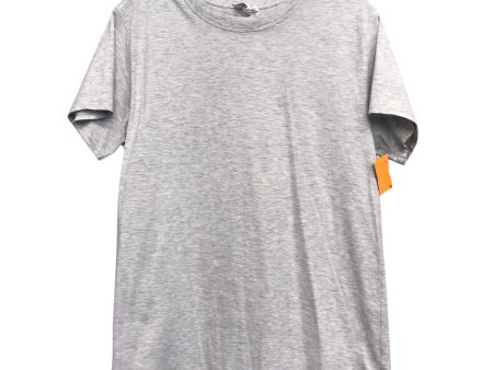 Athletic Top Ss By Lululemon In Grey, Size:S Fashion