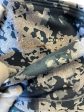 Athletic Leggings By Under Armour In Camouflage Print, Size: M on Sale